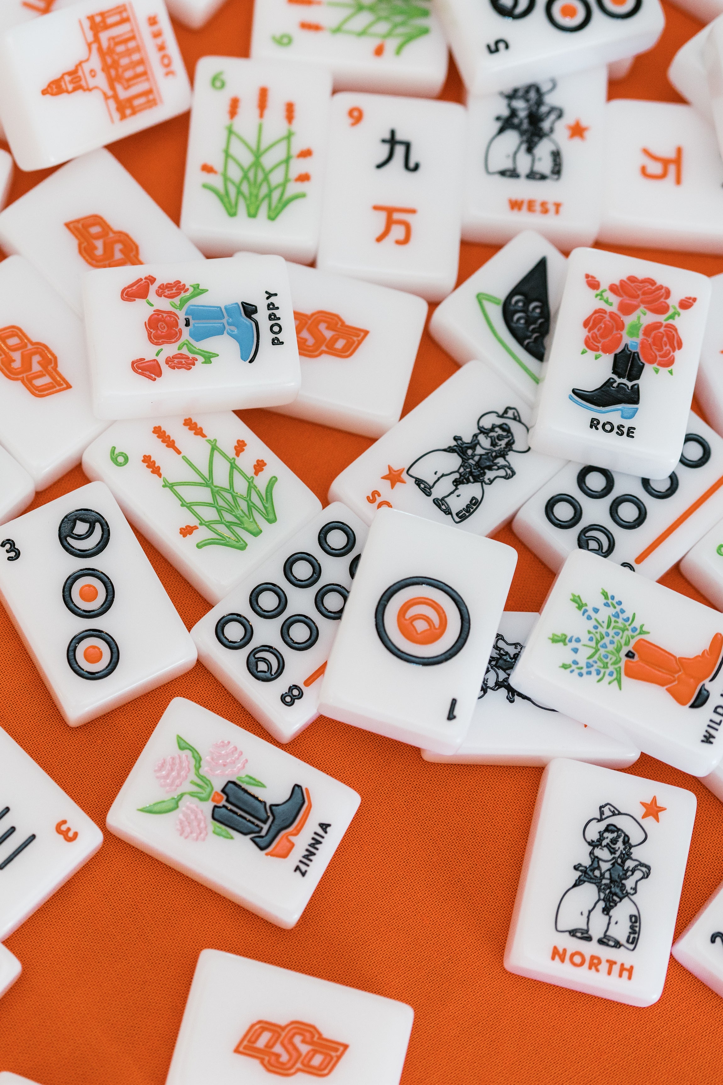古銅月形　釣華生　窓月 OSU Mahjong Tiles | West Wind Mahjong